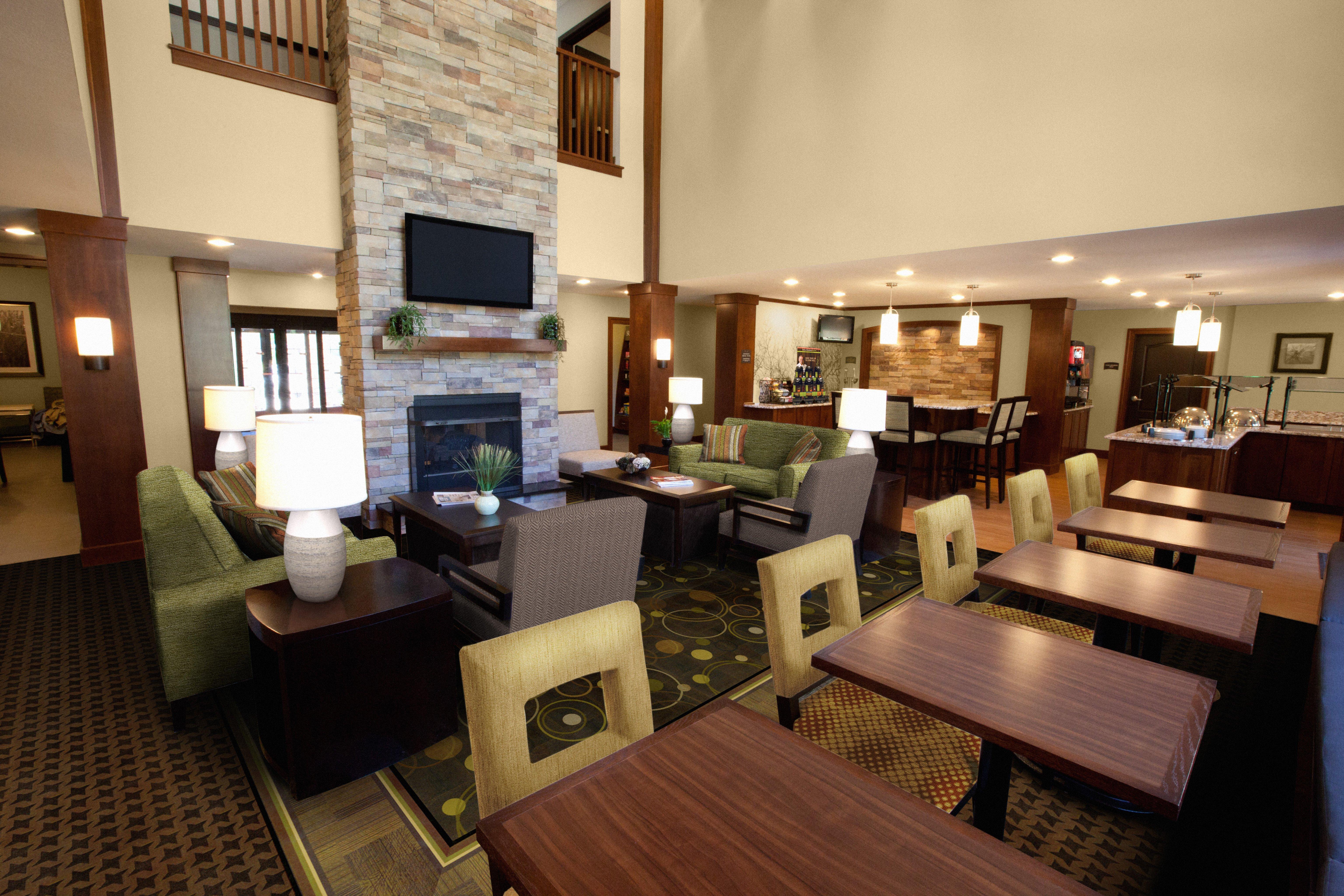 Staybridge Suites Toledo - Rossford - Perrysburg Eksteriør billede